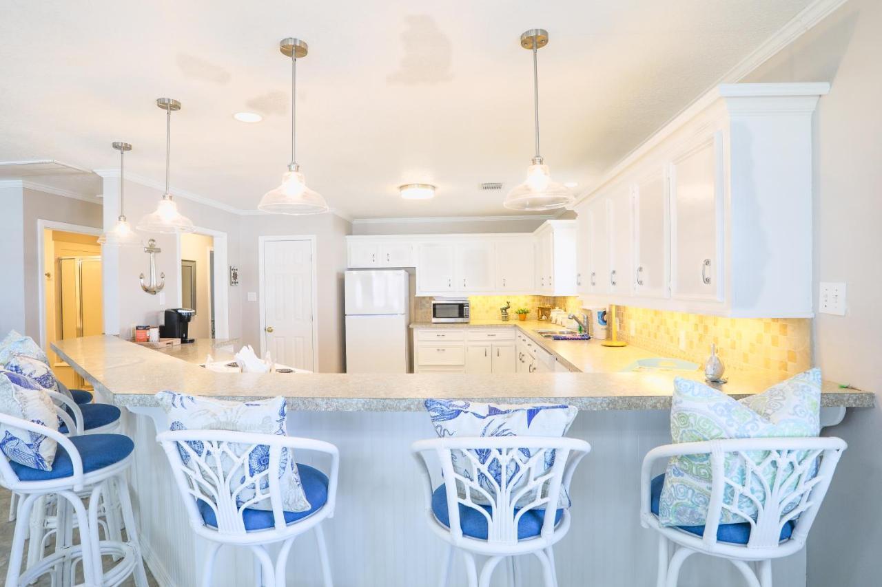 Villa Bayside Bliss Crystal Beach Esterno foto